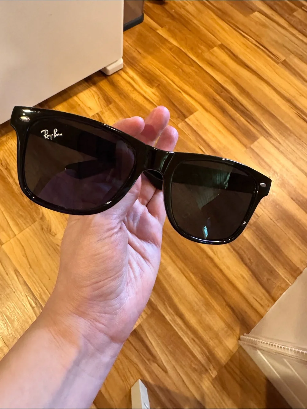 Poshmark Live Saturday, August 15th with Ray-Ban GIVEAWAY!